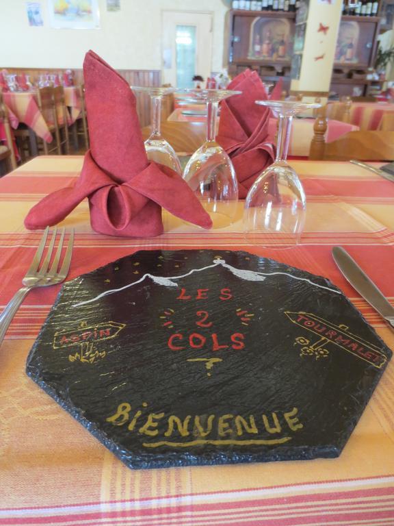 Hotel Les Deux Cols Sainte-Marie-de-Campan Cameră foto